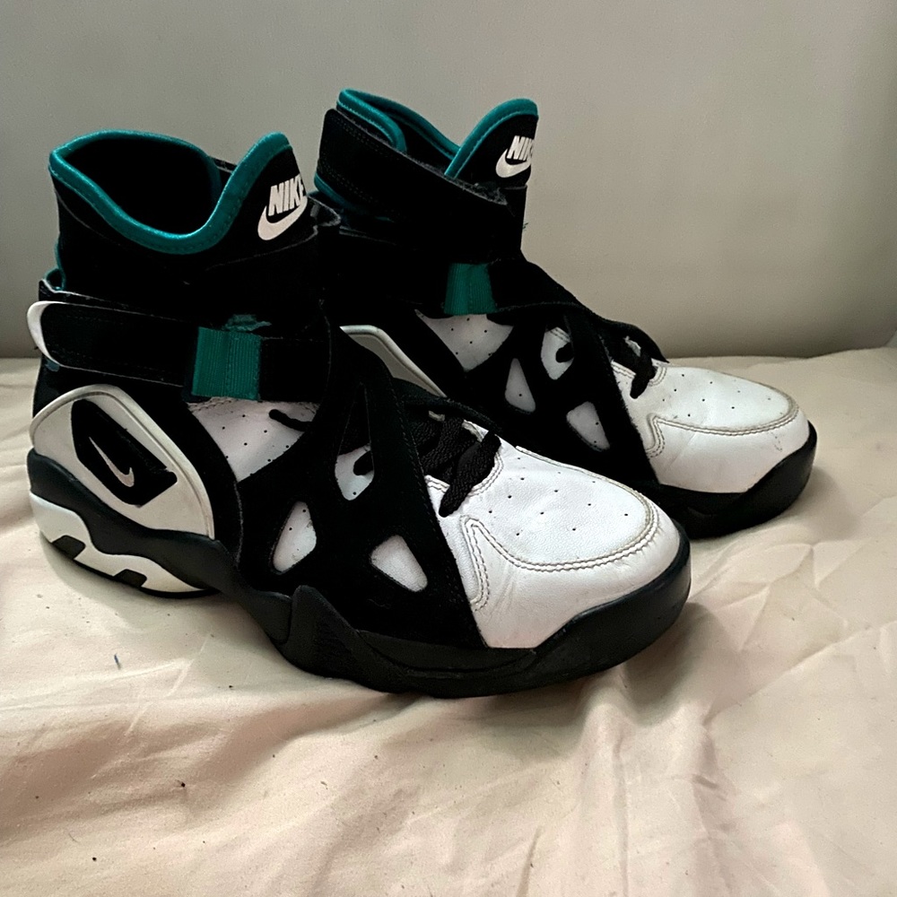 2019 Air Unlimited 'Emerald
